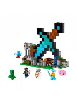 Конструктор LEGO Minecraft Форпост із мечем
